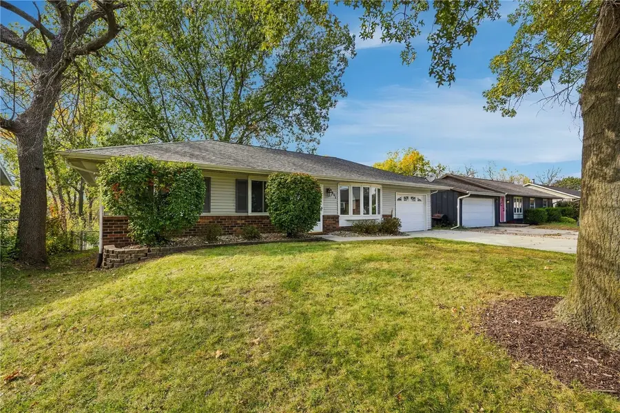 6801 Stonybrook Lane Ne, Cedar Rapids, IA 52402 - #2