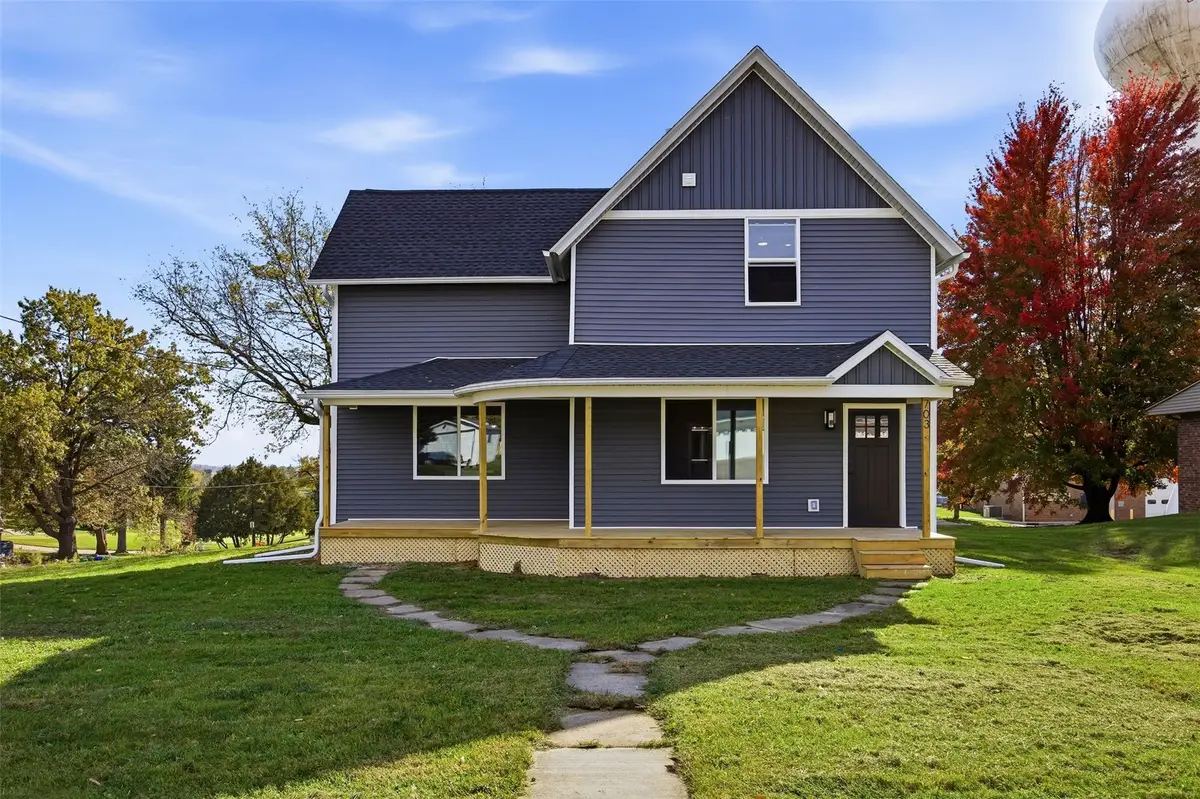703 Oak Street, Williamsburg, IA 52361 - #1