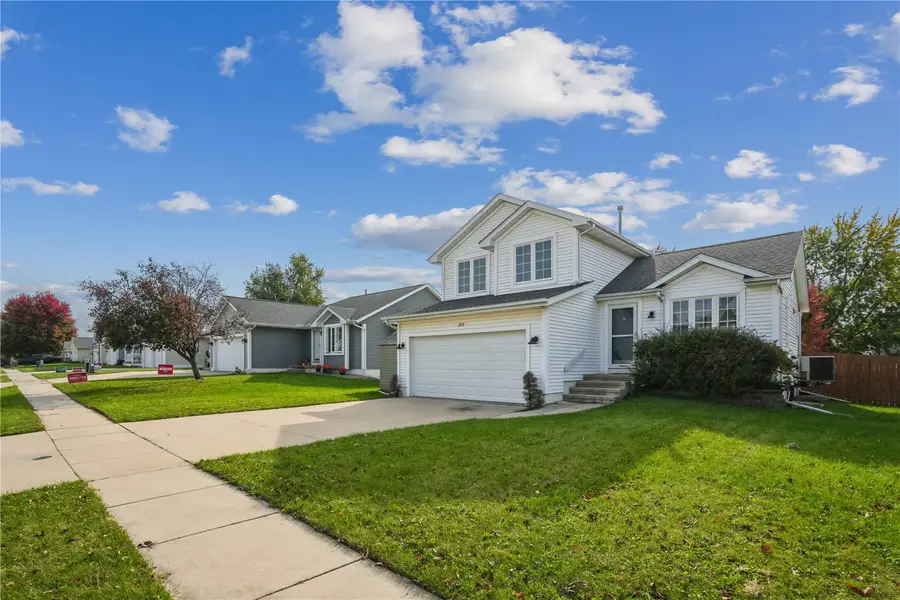829 71st Street Ne, Cedar Rapids, IA 52402 - #2