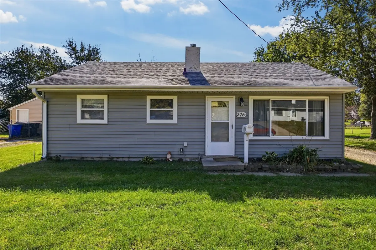 375 26th Avenue Sw, Cedar Rapids, IA 52404 - #1