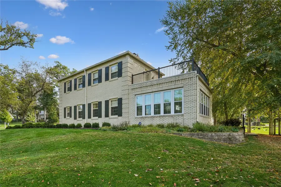533 Knollwood Drive Se, Cedar Rapids, IA 52403 - #3