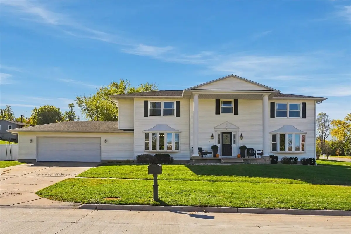 321 Green Valley Terrace, Cedar Rapids, IA 52403 - #1