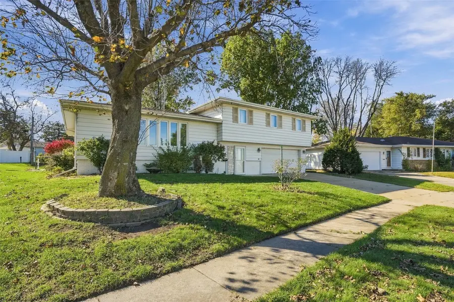 2818 Southland Street Sw, Cedar Rapids, IA 52404 - #2
