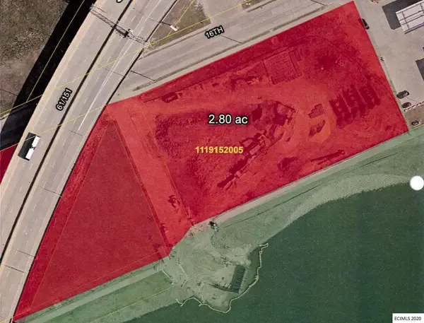 E 16th Street, Dubuque, IA 52001