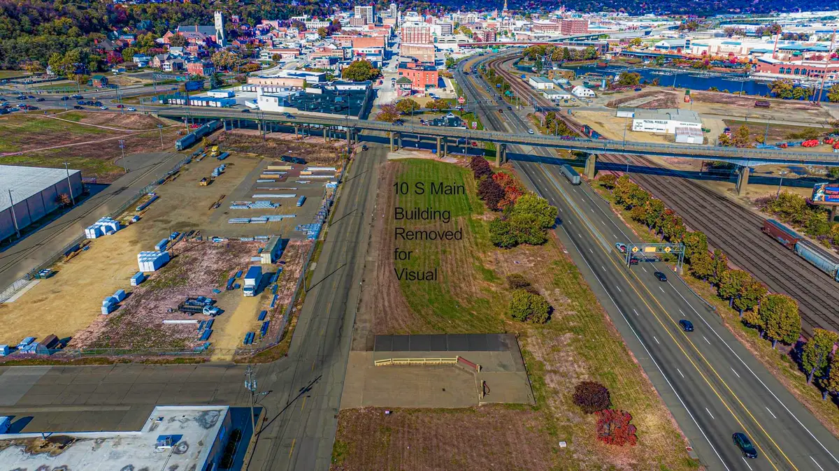 10 S Main Street, Dubuque, IA 52001 - Image #1