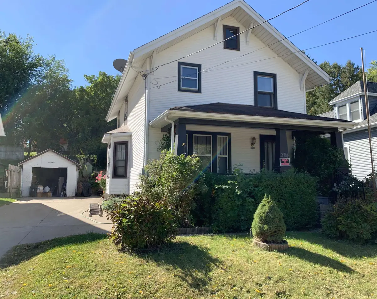 324 Lowell Street, Dubuque, IA 52001 - Image #1