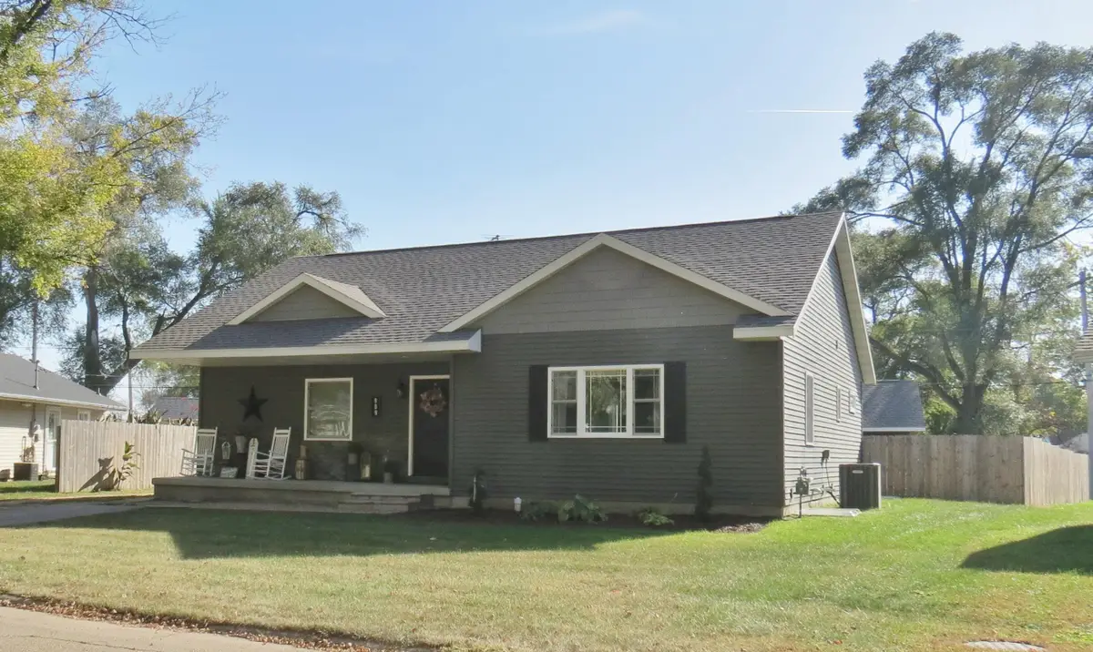 909 Kathey Drive, Maquoketa, IA 52060 - #1