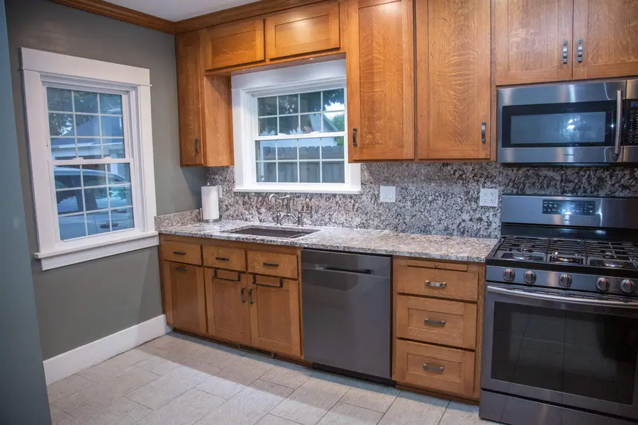 226 S Grandview Avenue, Dubuque, IA 52003 - Image #3