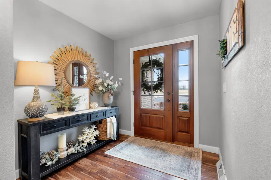 16428 Country Club Drive, Peosta, IA 52068 - Image #3