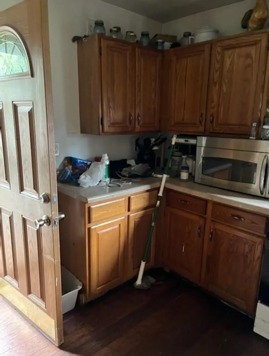 214 N Matteson Street, Maquoketa, IA 52060 - #3