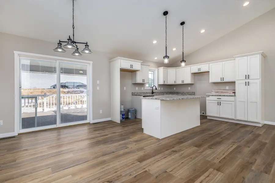 114 Angela Jean Circle, Peosta, IA 52068 - #2