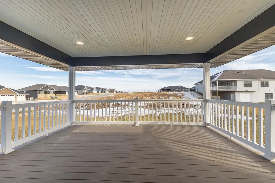 114 Angela Jean Circle, Peosta, IA 52068 - #3