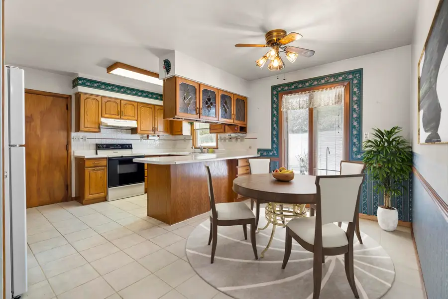 1640 Earl Drive, Dubuque, IA 52001 - Image #2