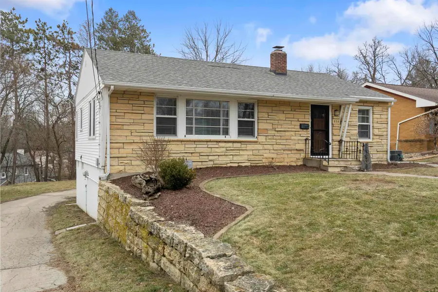 935 Indian Ridge, Dubuque, IA 52003 - Image #2