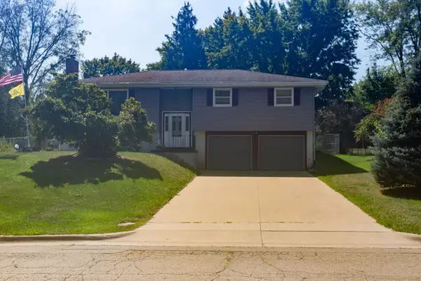 214 SOUTHGATE Drive, Dubuque, IA 52003