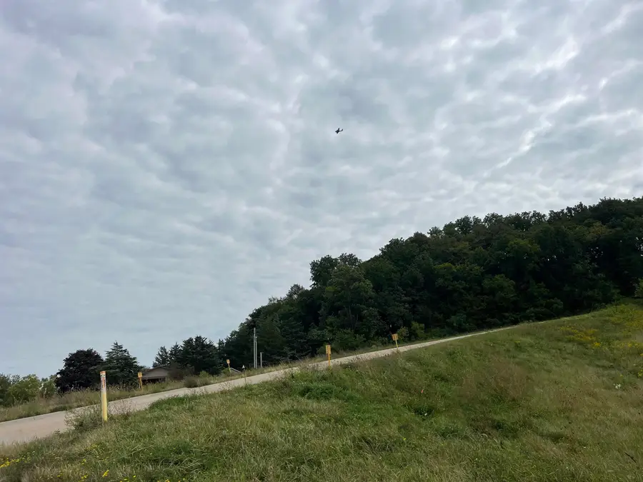 8680 Anee Court, Dubuque, IA 52003 - Image #2