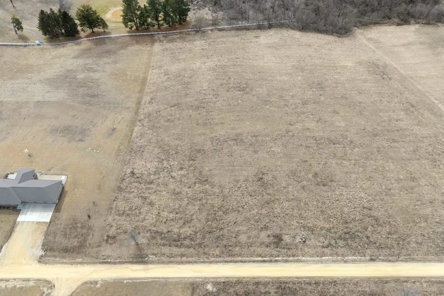 39129 326th Street, Bellevue, IA 52031 - Image #3