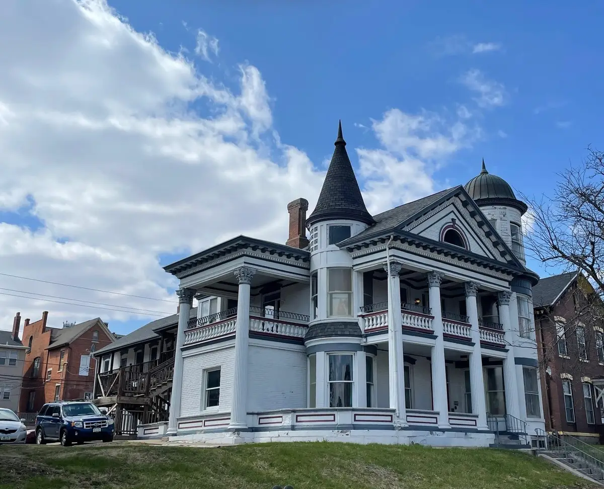 1337 Main Street, Dubuque, IA 52001 - Image #1