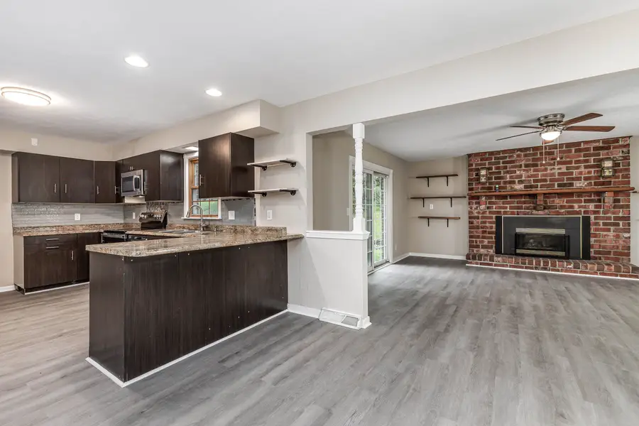 3424 Glen Cove Lane, Dubuque, IA 52001 - Image #3