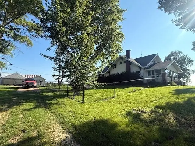 1762 Hwy 136 Highway, Lost Nation, IA 52254 - Image #2