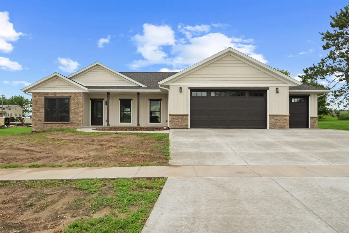 602 Lexington Street, Delhi, IA 52223 - Image #1