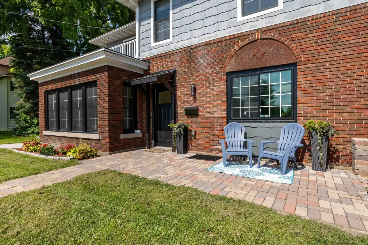 222 S Grandview Avenue, Dubuque, IA 52003 - Image #1