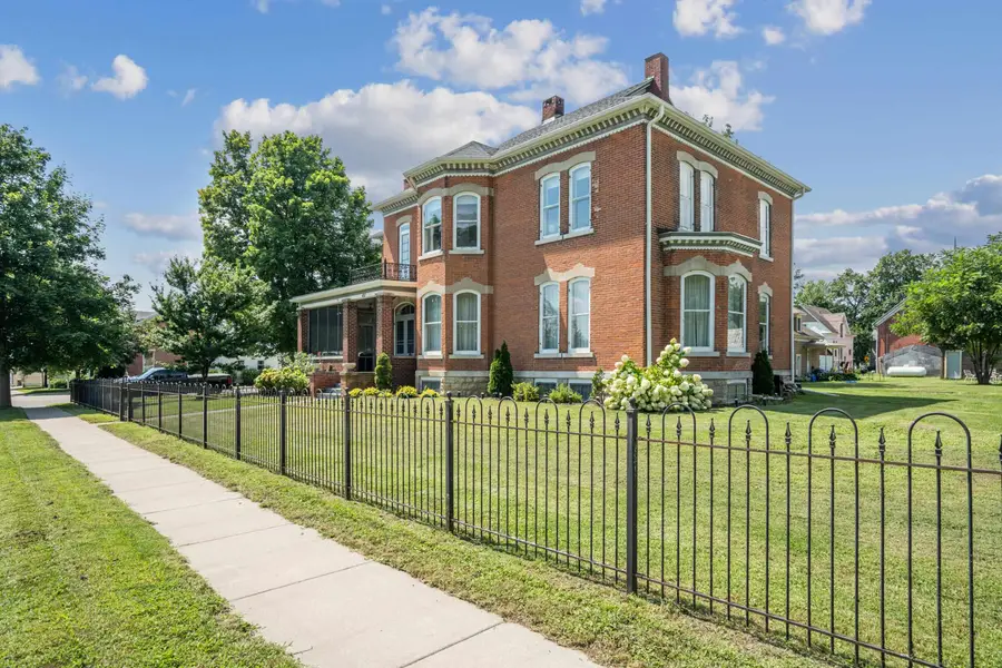 401 Frederick Street, Cassville, WI 53806 - Image #2