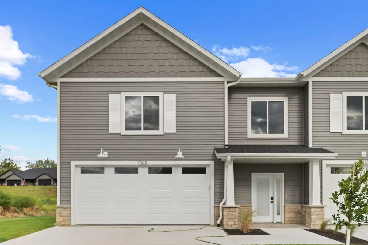 1368 Autumn Ridge Lane, Dubuque, IA 52003 - Image #1