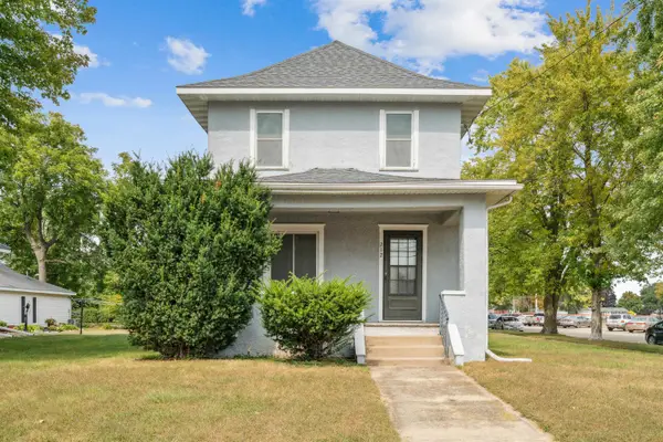 212 prospect Street, Manchester, IA 52057