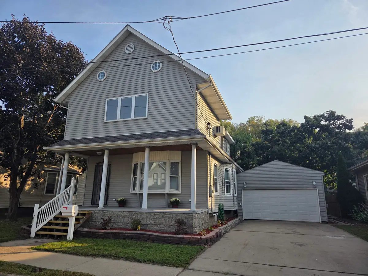 2710 Elm Street, Dubuque, IA 52001 - Image #1