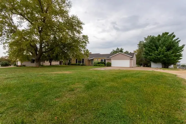 5133 Asbury Road, Asbury, IA 52002