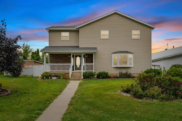 306 S Monroe Street, Garnavillo, IA 52049