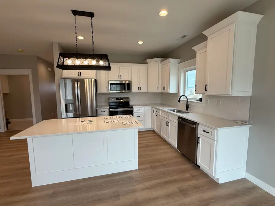 3598 Wagon Wheel Lane, Dubuque, IA 52002 - #2