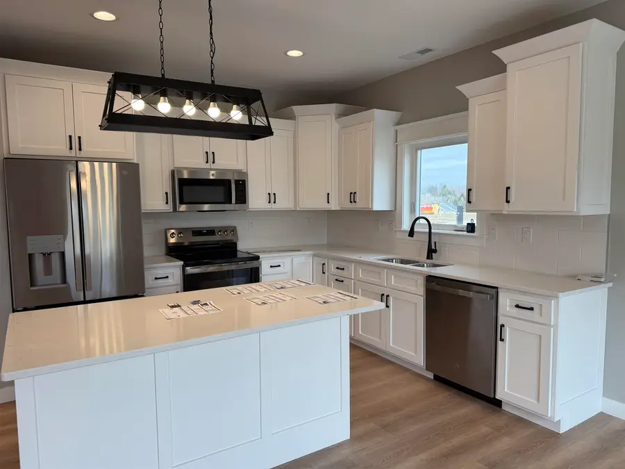 3598 Wagon Wheel Lane, Dubuque, IA 52002 - #3