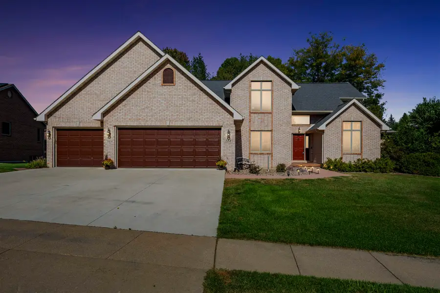 722 June Drive, Dubuque, IA 52003 - Image #2