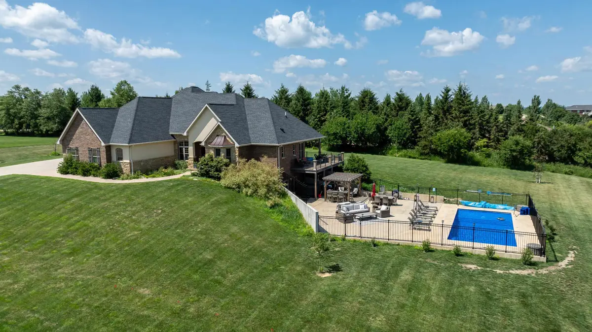 2189 Tuscany Ridge Drive, Dubuque, IA 52002 - #1