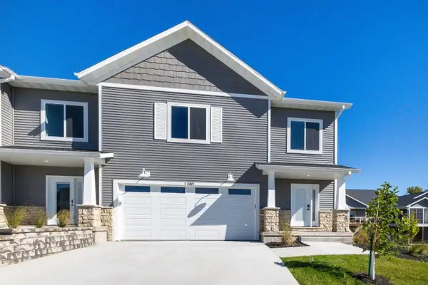 1380 Autumn Ridge Lane, Dubuque, IA 52003