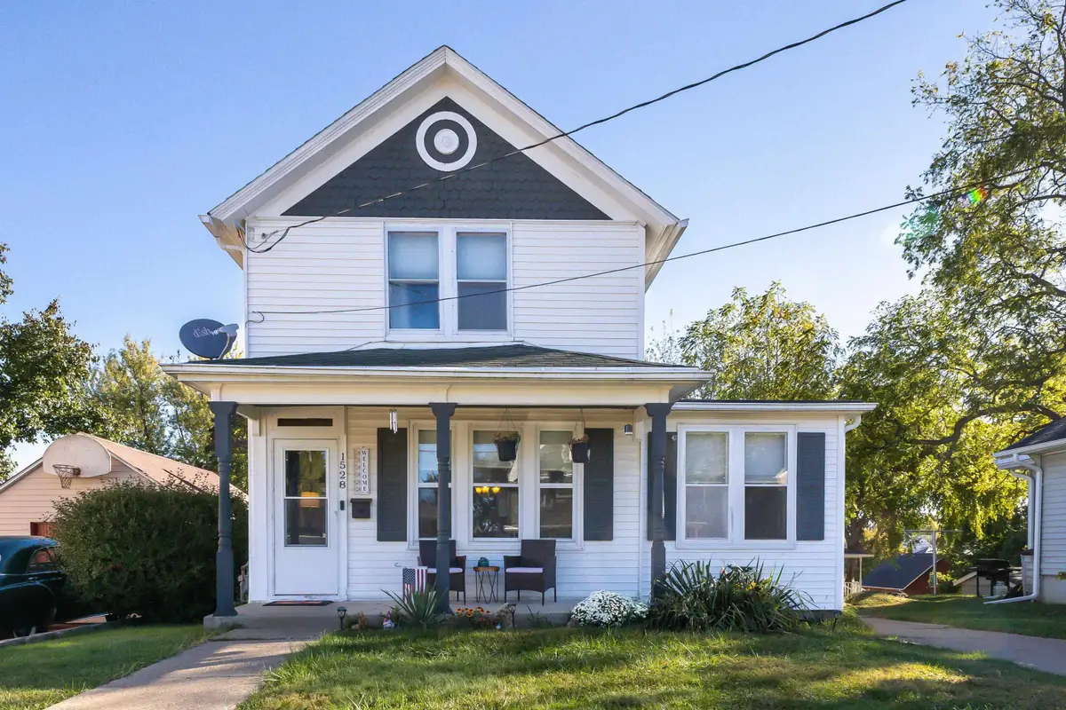 1528 Mount Pleasant Street, Dubuque, IA 52001 - Image #1