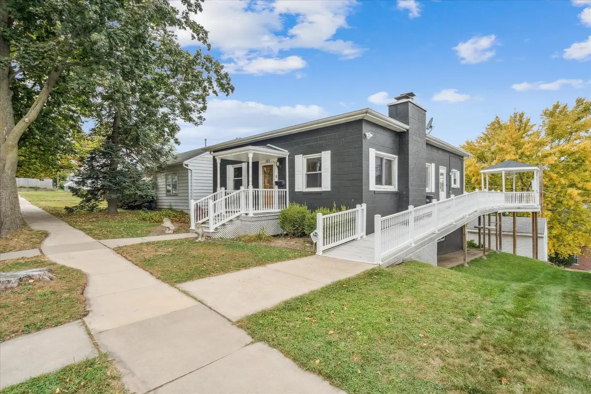 595 Cooper Place, Dubuque, IA 52001 - Image #1