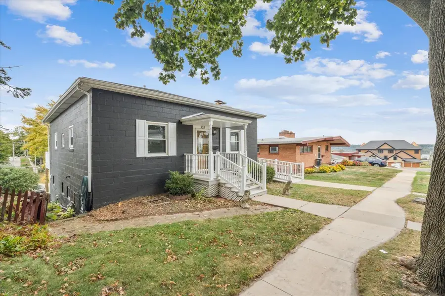 595 Cooper Place, Dubuque, IA 52001 - Image #3