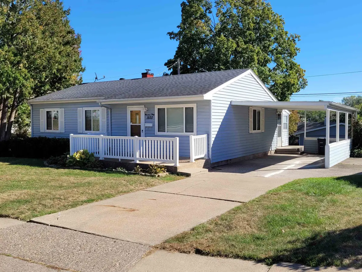 1930 Scenic View Drive, Dubuque, IA 52001 - Image #1