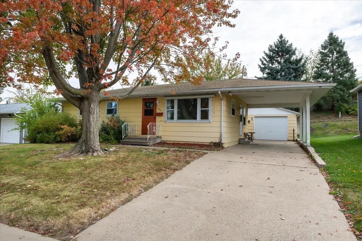 2380 Trygg Drive, Dubuque, IA 52001 - Image #1