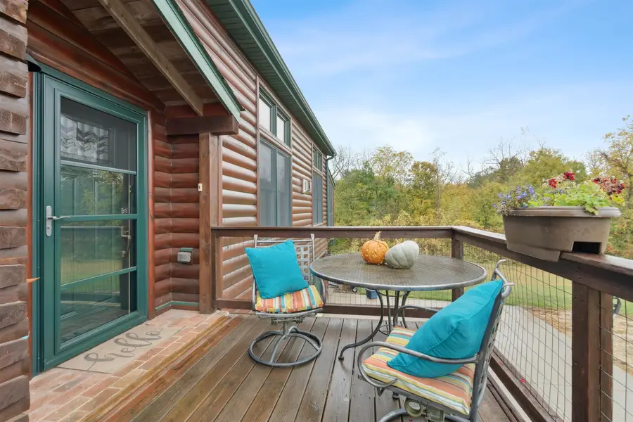 355 Estes Ridge Trail, Guttenberg, IA 52052 - Image #2