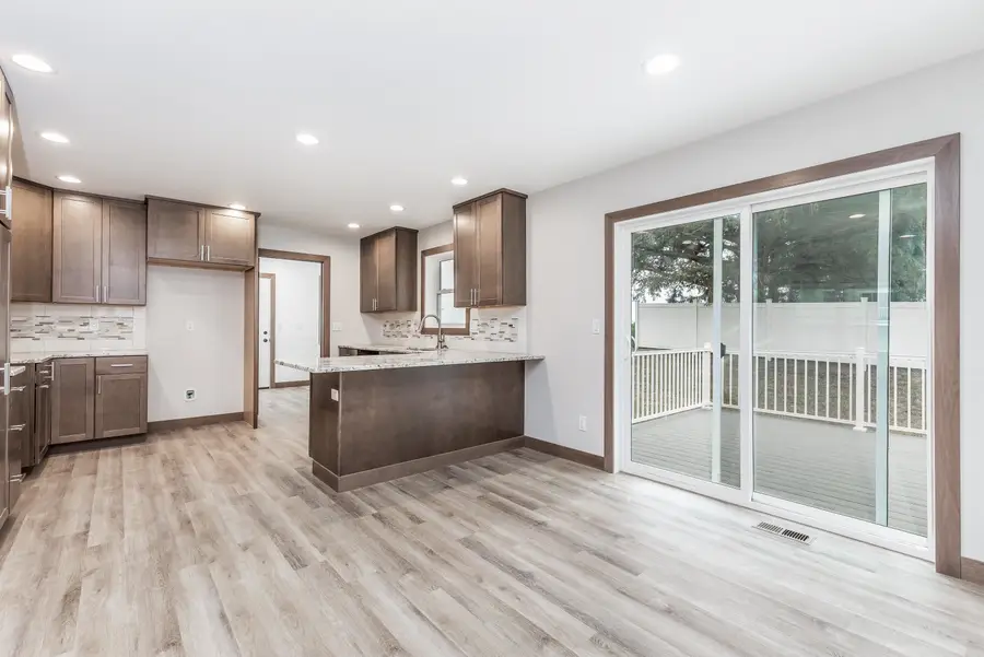 860 Sunshine Street, Holy Cross, IA 52053 - Image #2