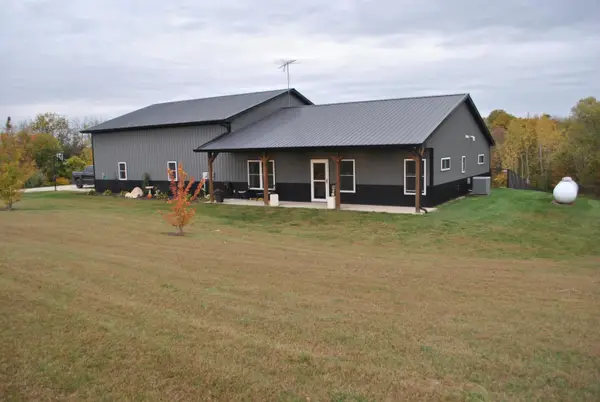 303 Turkey Ridge Court, Guttenberg, IA 52052