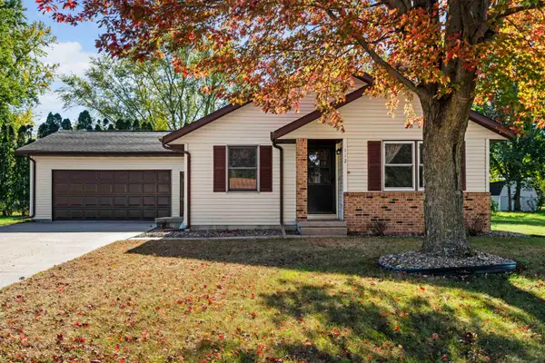 112 Grayson Court, Manchester, IA 52057