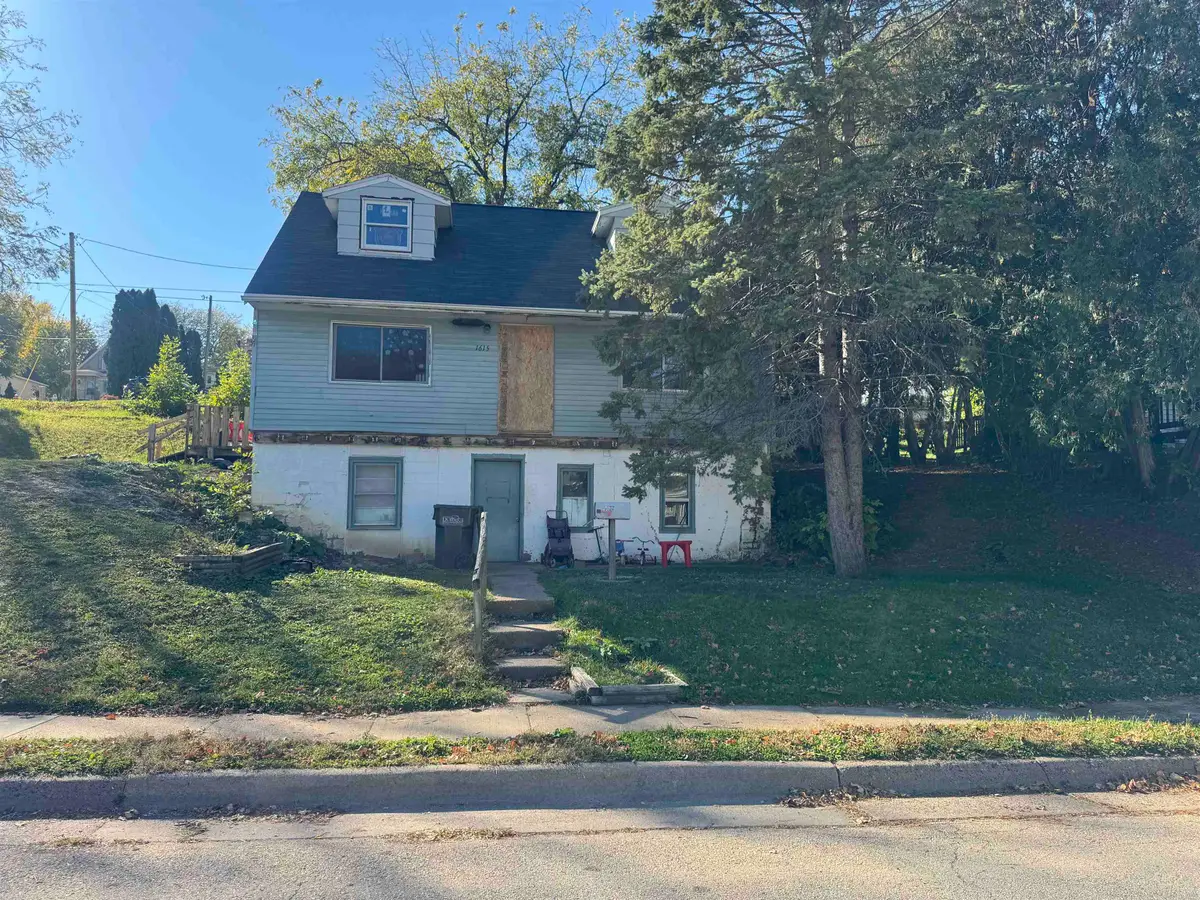 1615 Adair Street, Dubuque, IA 52001 - #1