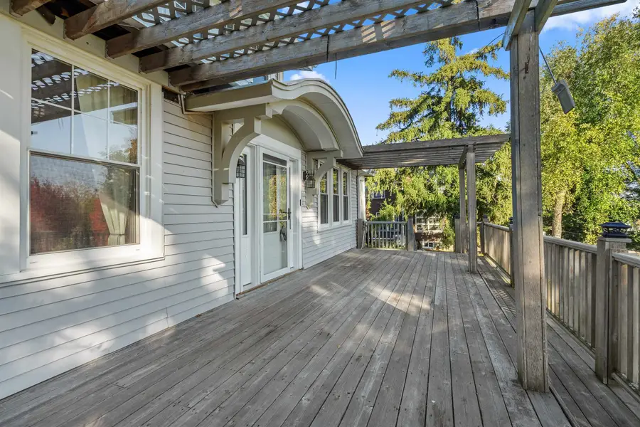 959 Clarke Drive, Dubuque, IA 52001 - Image #2