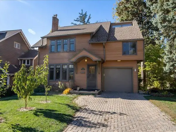 1564 Parkway Street, Dubuque, IA 52001