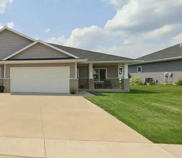 2281 Helle Drive, Asbury, IA 52002
